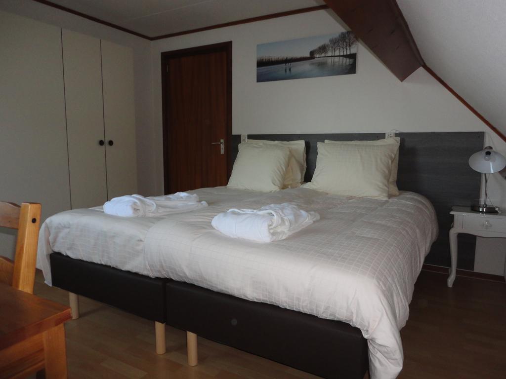 Bed and Breakfast Nicolaashoeve Beemster Noordbeemster Exterior foto